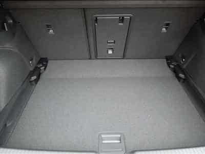 VW Golf (2026) - Photo 12