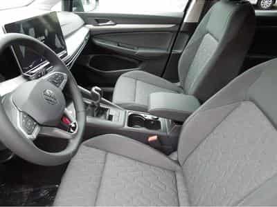 VW Golf (2026) - Photo 9