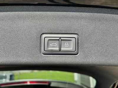 Audi Q3 Basis (2026) - Photo 12