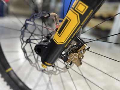 Fantic XXF 2.0 FACTORY Öhlins taille M 720Wh, 29''-27,5'', freins 4 pis (2026) - Photo 8
