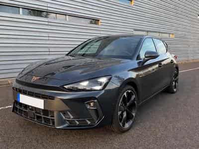 Cupra Leon CUPRA Leon 1.5 eTSI DSG7 110KW/150 ch (2025) - Photo 1