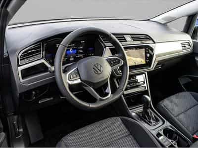VW Touran (2026) - Photo 7