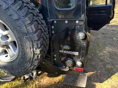 Land-Rover Defender 110 T4 (2011) - Photo 6
