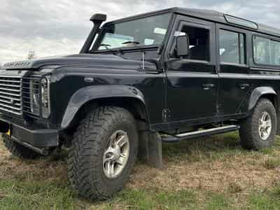 Land-Rover Defender 110 T4 (2011) - Photo 2
