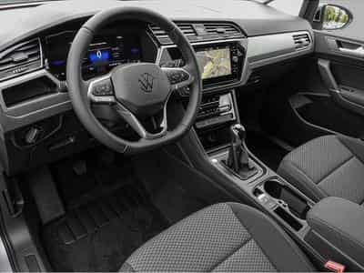 VW Touran (2026) - Photo 7