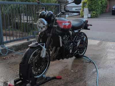 Kawasaki Z 900 RS (2018) - Photo 1