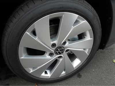 VW Golf (2026) - Photo 14