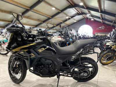 Zontes 703 F BLACK/GOLD 21 + Pack valises offert (2026) - Photo 4
