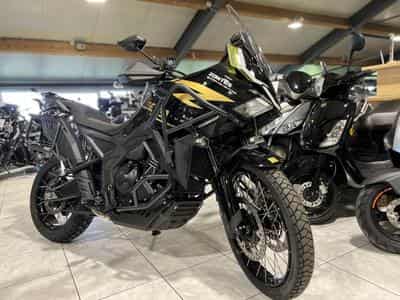 Zontes 703 F BLACK/GOLD 21 + Pack valises offert (2026) - Photo 7