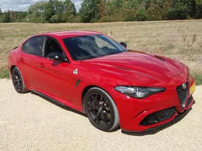 Alfa-Romeo Giulia Quadrifoglio (2023) - Photo 1