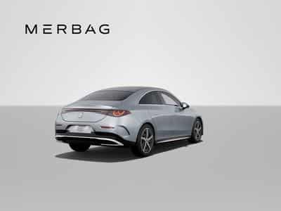 Mercedes CLA 180 AMG-Line (2025) - Photo 3