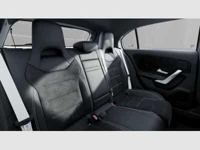 Mercedes A 180 AMG-Line (2025) - Photo 12