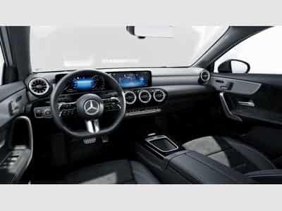 Mercedes A 180 AMG-Line (2025) - Photo 9