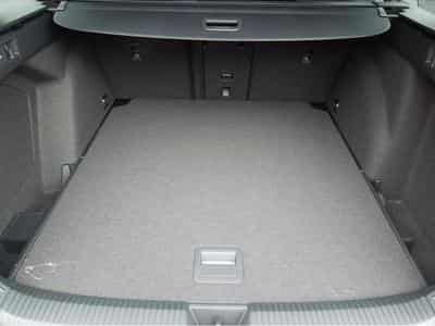 VW Golf (2026) - Photo 12