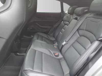 Porsche Taycan Turbo Cross Turismo (2024) - Photo 14