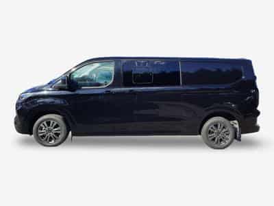 Ford Transit 2.0 ECOBLUE 170 L2H1 Limited Double Cabine (2025) - Photo 4