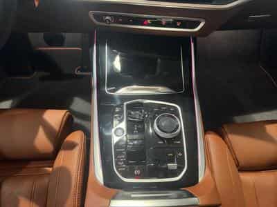 BMW X7 X7 xDrive40d M Sport (2025) - Photo 9