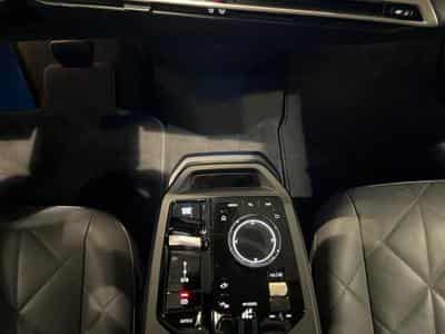 BMW iX iX xDrive40 (2024) - Photo 9