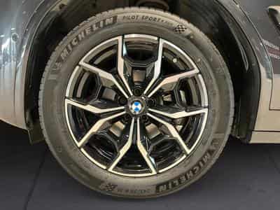 BMW X4 X4 xDrive20d M Sport (2025) - Photo 9