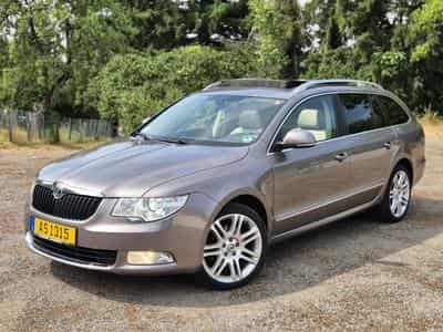 Skoda Superb 2.0 TDI 170 4x4 Exclusive (2012) - Photo 1