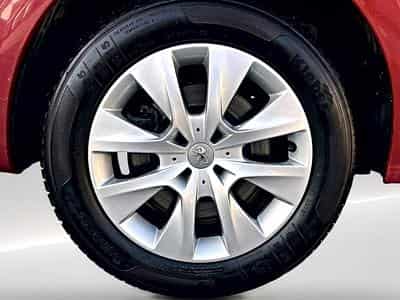 Peugeot 208 1.0 VTI LIKE 5P (2015) - Photo 9