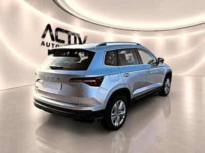 Skoda KAROQ 1.5 TSI 150 SELECTION DSG7 (2025) - Foto 7
