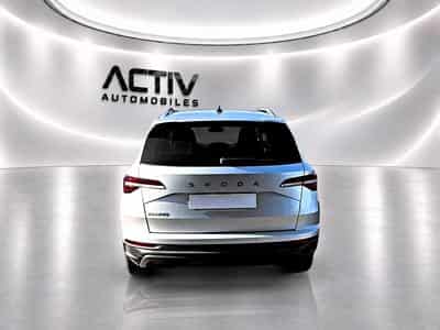 Skoda KAROQ 1.5 TSI 150 SELECTION DSG7 (2025) - Foto 6