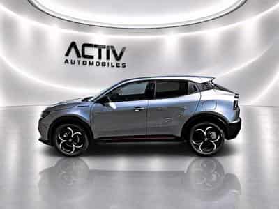 Alfa-Romeo JUNIOR 1.2 IBRIDA 145 SPECIALE E-DCT6 (2026) - Foto 4