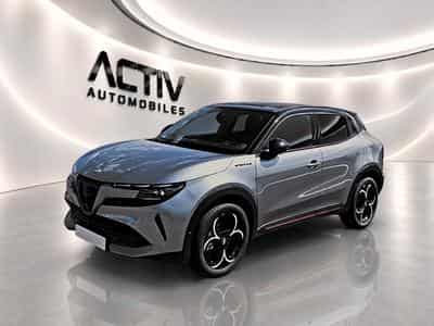 Alfa-Romeo JUNIOR 1.2 IBRIDA 145 SPECIALE E-DCT6 (2026) - Foto 1