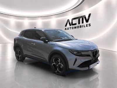 Alfa-Romeo JUNIOR 1.2 IBRIDA 145 SPECIALE E-DCT6 (2026) - Foto 3