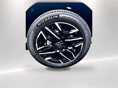 Peugeot 3008 1.2 HYBRID 136 GT E-DCS6 (2025) - Photo 5
