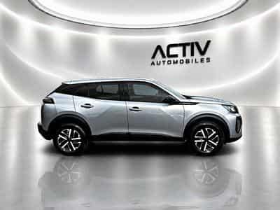 Peugeot 2008 1.2 HYBRID 145 STYLE E-DCS6 (2025) - Photo 8