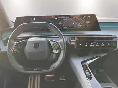 Peugeot 3008 1.2 HYBRID 145 GT E-DCS6 (2025) - Foto 10