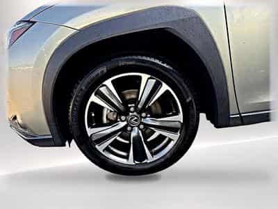 Lexus UX 250H 2WD EXECUTIVE (2021) - Photo 9