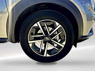 Nissan JUKE 1.0 DIG-T 114 N-CONNECTA (2025) - Photo 9