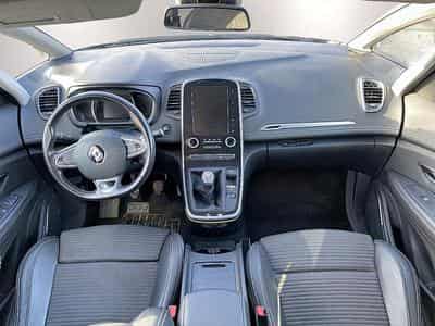 Renault Grand Scenic 1.7 BLUE DCI 120 INTENS 7PL (2019) - Photo 10