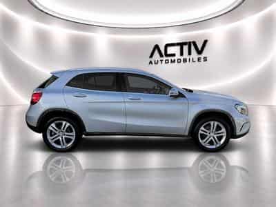Mercedes GLA 180 D SENSATION 7G-DCT (2016) - Photo 8