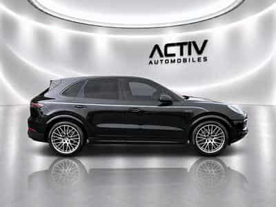 Porsche CAYENNE (9YA) 3.0 V6 462 E-HYBRID PLATINUM EDITION (2023) - Foto 8