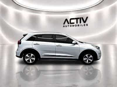 Kia NIRO 1.6 GDI 105 ISG + PLUG-IN 60.5 PREMIUM DCT6 (2018) - Foto 8