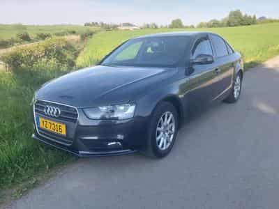 Audi A4 Limousine 2.0TDI (2012) - Photo 1
