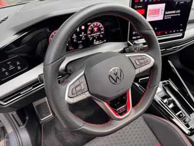 VW Golf VIII GTI Clubsport 2.0 300ch/Gar VW 01-2031/IQ Light/Toit Ou (2026) - Foto 7