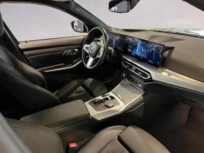 BMW 330 330e xDrive M Sport Berline (2023) - Foto 12