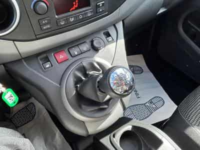 Peugeot Partner Partner Tepee Allure 1.6 HDi *Panorama*Kamera*E6 (2018) - Photo 14