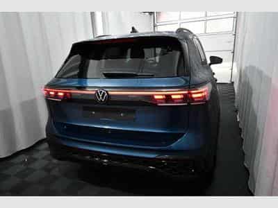 VW Tiguan Tiguan Diesel 2.0 TDI SCR 4MOTION DSG R-Line - S (2025) - Photo 4