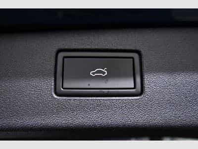VW Tiguan Tiguan Diesel 2.0 TDI SCR 4MOTION DSG R-Line - S (2025) - Photo 12