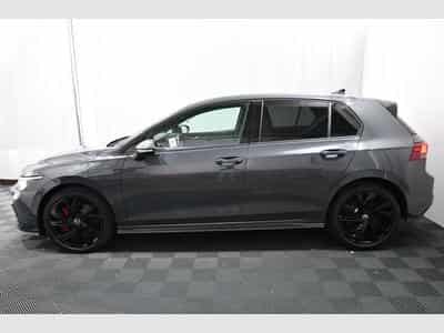 VW Golf Golf VIII Lim. GTE eHybrid, Navi, 18", R-View, P (2023) - Photo 2