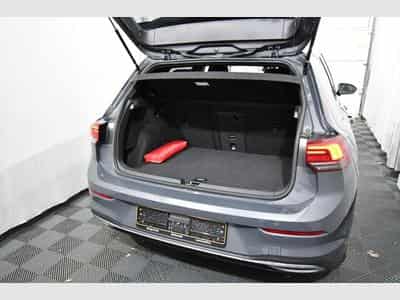 VW Golf Golf VIII Lim. GTE eHybrid, Navi, 18", R-View, P (2023) - Photo 4
