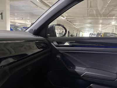 VW T-Roc 2.0 TSI 221kW R 4MOTION DSG7 (2023) - Photo 9