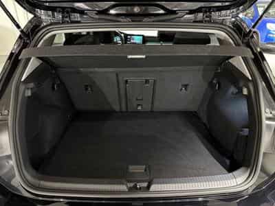 VW Golf VIII 2.0 TDI 85kW Life (2023) - Photo 12
