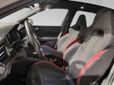 Skoda Kamiq 1.5 TSI 110kW DSG7 Monte Carlo (2021) - Foto 4